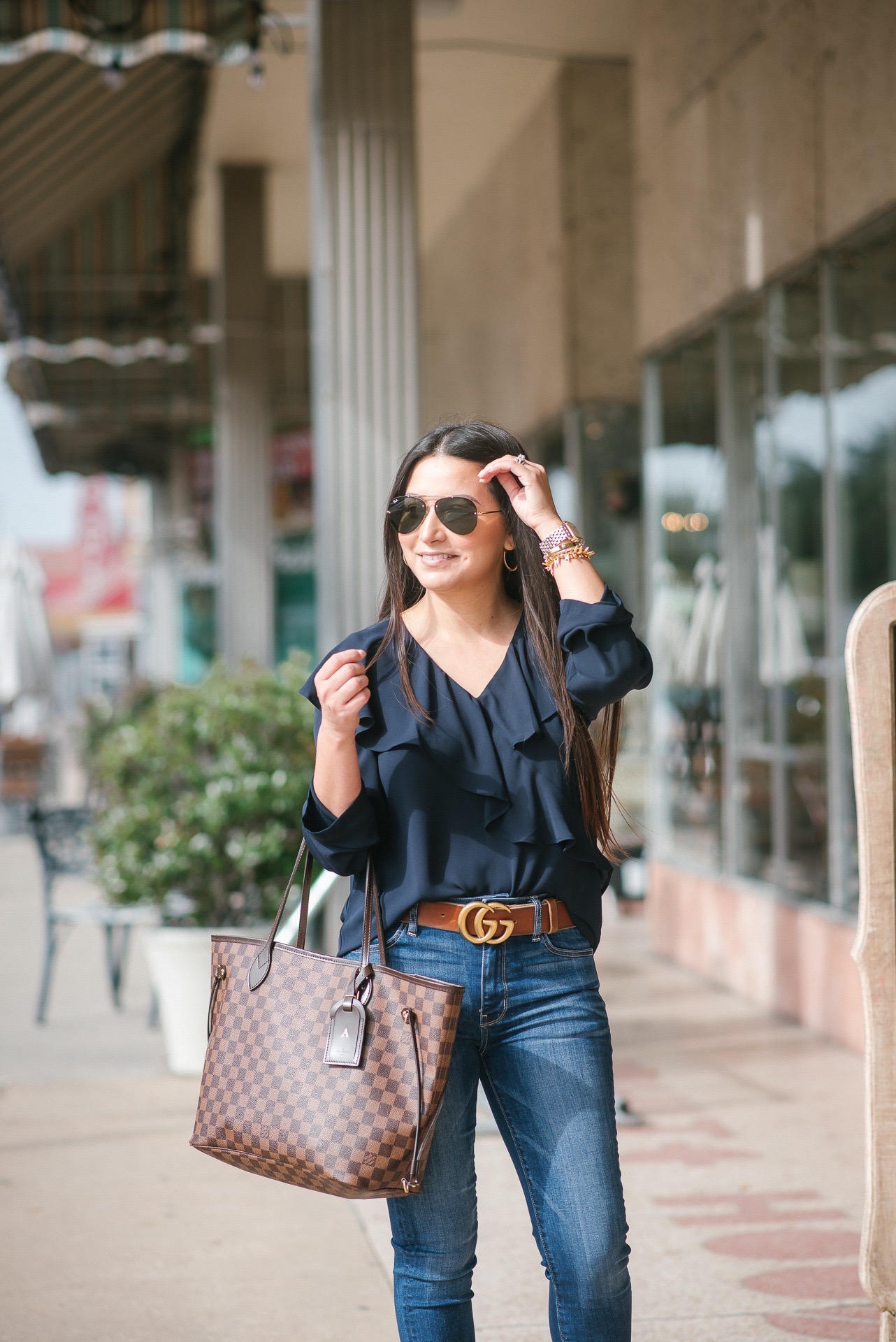 ruffle top, gucci marmont belt, lv neverfull mm, ray bans