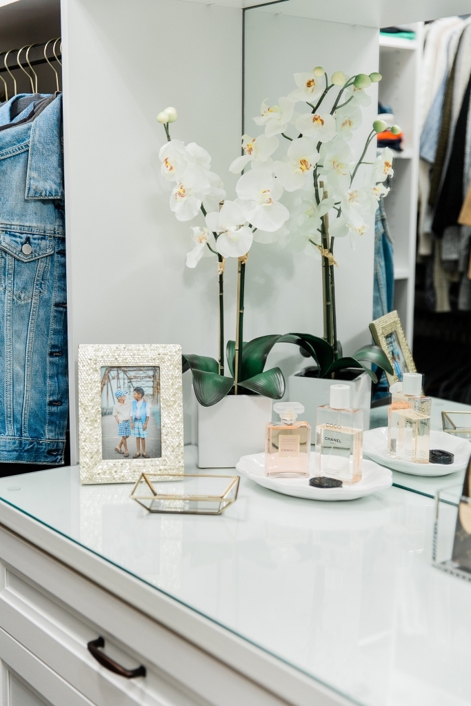 How to Organize your Closet like a Boss featured by top US fashion blog, LuxMommy