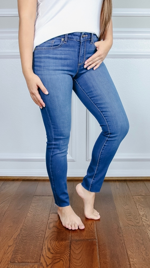 Sofia Jeans: The Best Jeans Under $25 featured by top US fashion blog, LuxMommy: Sofia Jeans by Sofia Vergara - Sofia Fit