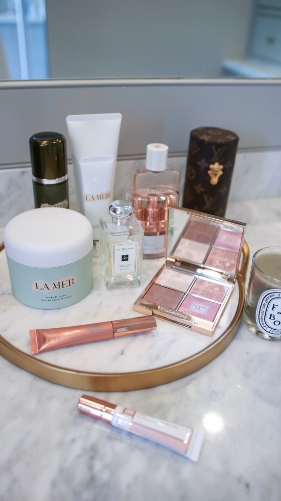 Top 8 Summer Beauty Essentials featured by top US beauty blog LuxMommy