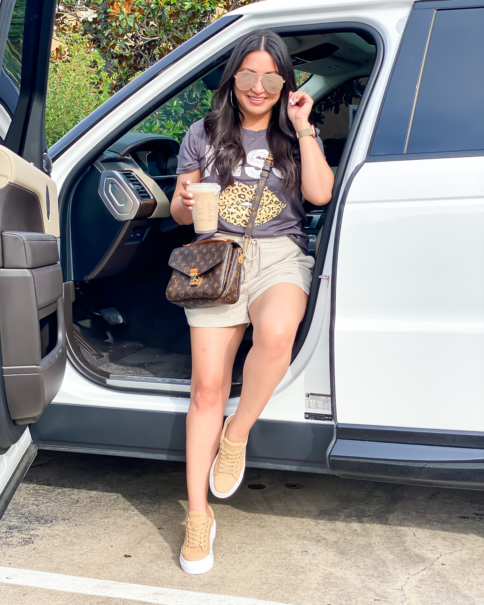 Houston lifestyle and fashion blogger LuxMommy sharing outfits of the day