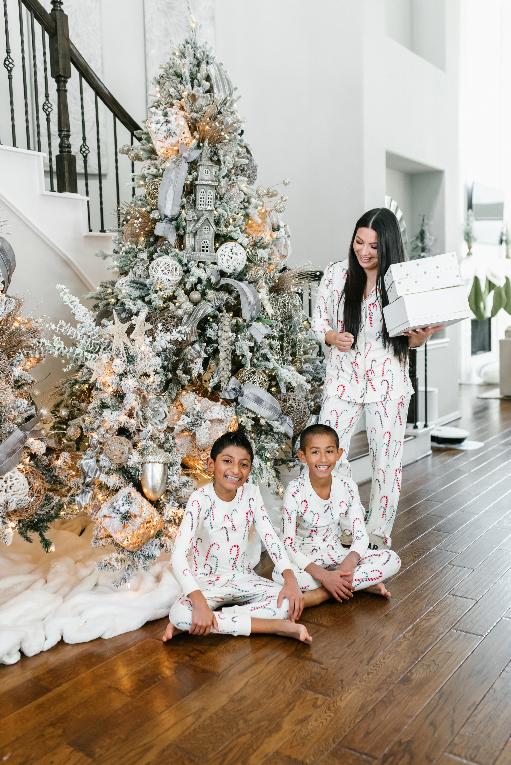 White 2025 christmas pjs