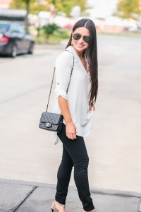 good American jeans, Valentino rock studs, ray ban sunglasses, Kendra Scott earrings, BP tunic, fall outfit