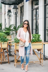 chloe nile, express jeans, valentino pumps, rayban sunglasses, cami, distressed jeans