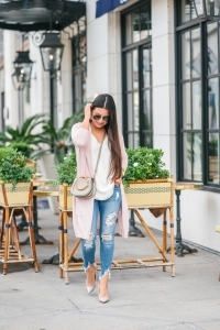 chloe nile, express jeans, valentino pumps, rayban sunglasses, cami, distressed jeans