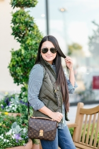 gingham shirt, pochette metis, schutz heels, vest, skinny jeans