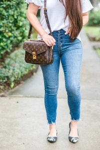 Camo flats and pochette metis