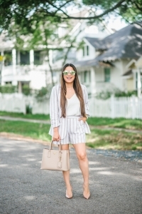 Striped short suit