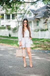 Striped short suit