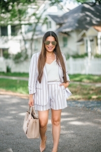 Striped short suit