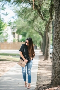 YSL College Bag, free people tee, abercrombie jeans, sam edelman leopard sandals, quay Jaclyn Hill sunglasses