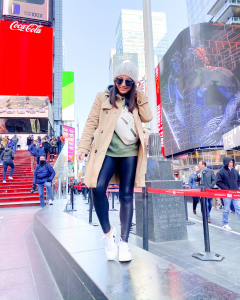 Houston fashion blogger LuxMommy