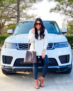 Houston top fashion blogger LuxMommy shares the monthly instagram roundup