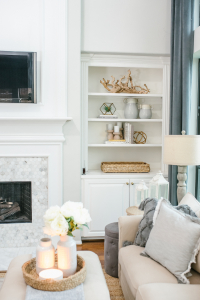 Houston top fashion blogger LuxMommy shares her living room tour