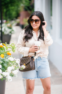 Houston top fashion blogger LuxMommy shares her favorite longer denim shorts