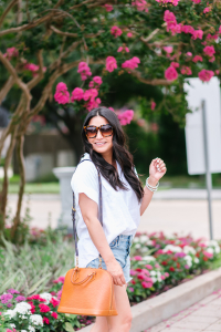 Houston top fashion blogger LuxMommy shares the best summer fashion essentials