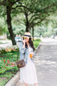 Houston top fashion blogger LuxMommy shares the softest t-shirt dress