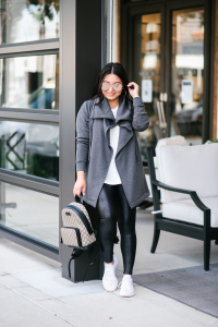 Houston top fashion and lifestyle blogger LuxMommy shares the casual jacket you need for fall