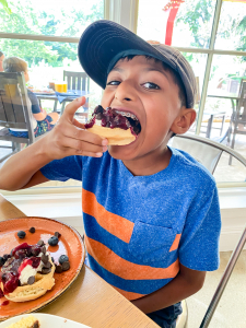 Houston top fashion and lifestyle blogger LuxMommy goes on family vacation at Lost Pines Resort