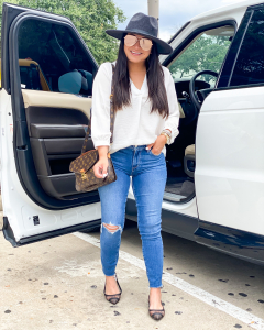 houston lifestyle and fashion blogger LuxMommy sharing outfits from July posted on instagram