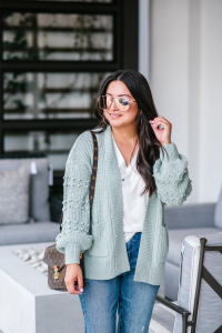 houston lifestyle and fashion blogger LuxMommy sharing outfits from July posted on instagram