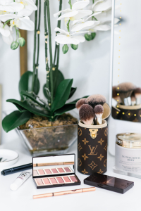 Houston top fashion and beauty blogger LuxMommy shares her new and go to beauty favorites