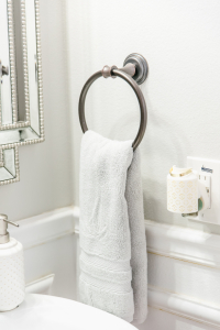 Houston top fashion and lifestyle blogger LuxMommy shares her affordable powder room update