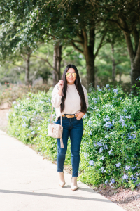 Houston top fashion and lifestyle blogger LuxMommy shares the perfect fall outfit from Nordstrom and a new ysl belt perfect for fall