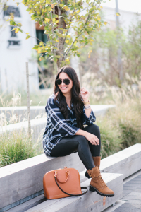 Houston top fashion and lifestyle blogger LuxMommy shares the Must Have Boots for Fall