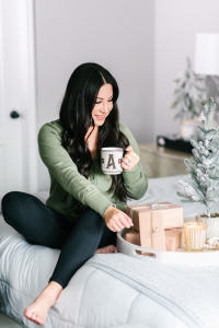 Houston top fashion and lifestyle blogger LuxMommy shares 5 fail proof last minute gift ideas for everyone on your list