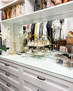 Houston top fashion and lifestyle blogger LuxMommy shares the ultimate closet organization essentials