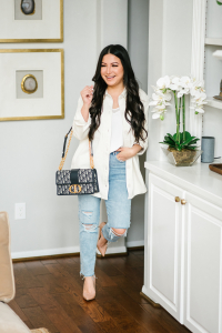 Houston top fashion and lifestyle blogger LuxMommy shares 3 self love goals that she is working on right now to better her life