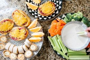 Houston top fashion and lifestyle blogger LuxMommy shares 3 quick and easy after school snack ideas from walmart