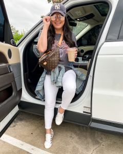houston top fashion and lifestyle blogger LuxMommy shares how to style the Louis Vuitton bumbag