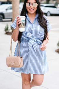 Houston top fashion and lifestyle blogger LuxMommy share the perfect spring dress from amazon